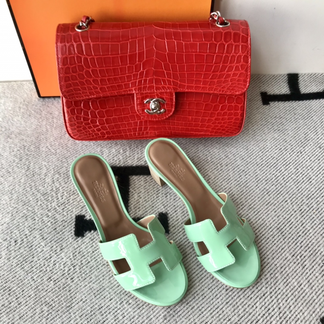 에르메스 올수공 오아시스 슬리퍼 샌들 페이던트 19